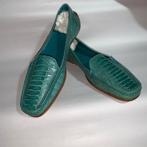 GUCCI size 7B green CROCODILE driving moccasins - Picture 9 of 11